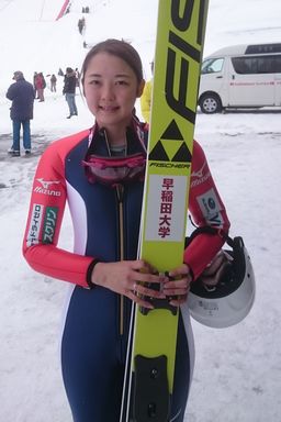 小林ﾌﾟﾛﾌｨｰﾙショット.jpg