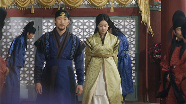 輝くか、狂うか