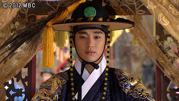 太陽を抱く月 : 最新オンエア情報