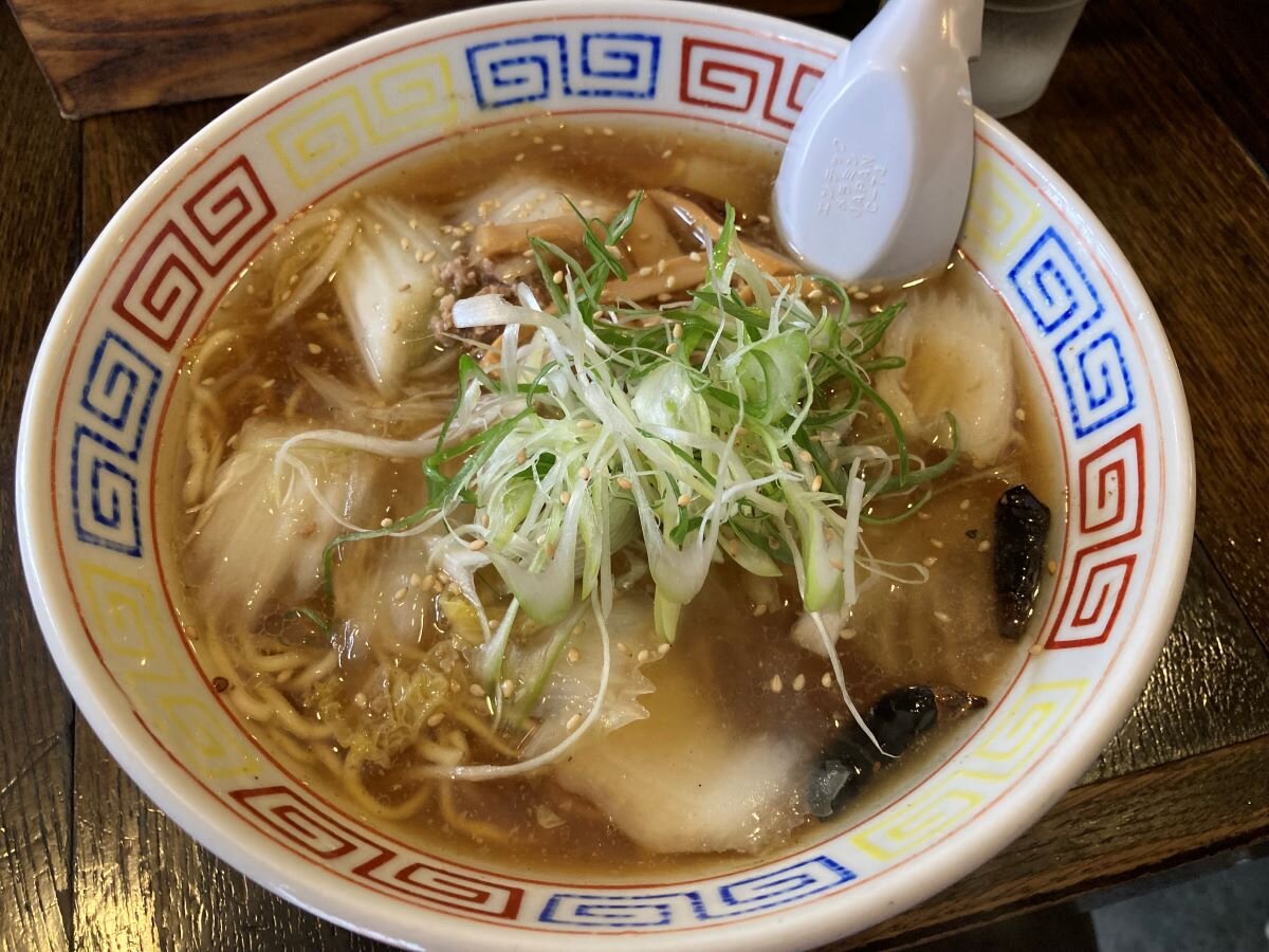 餃子と麺 いせのじょう 菊水本店