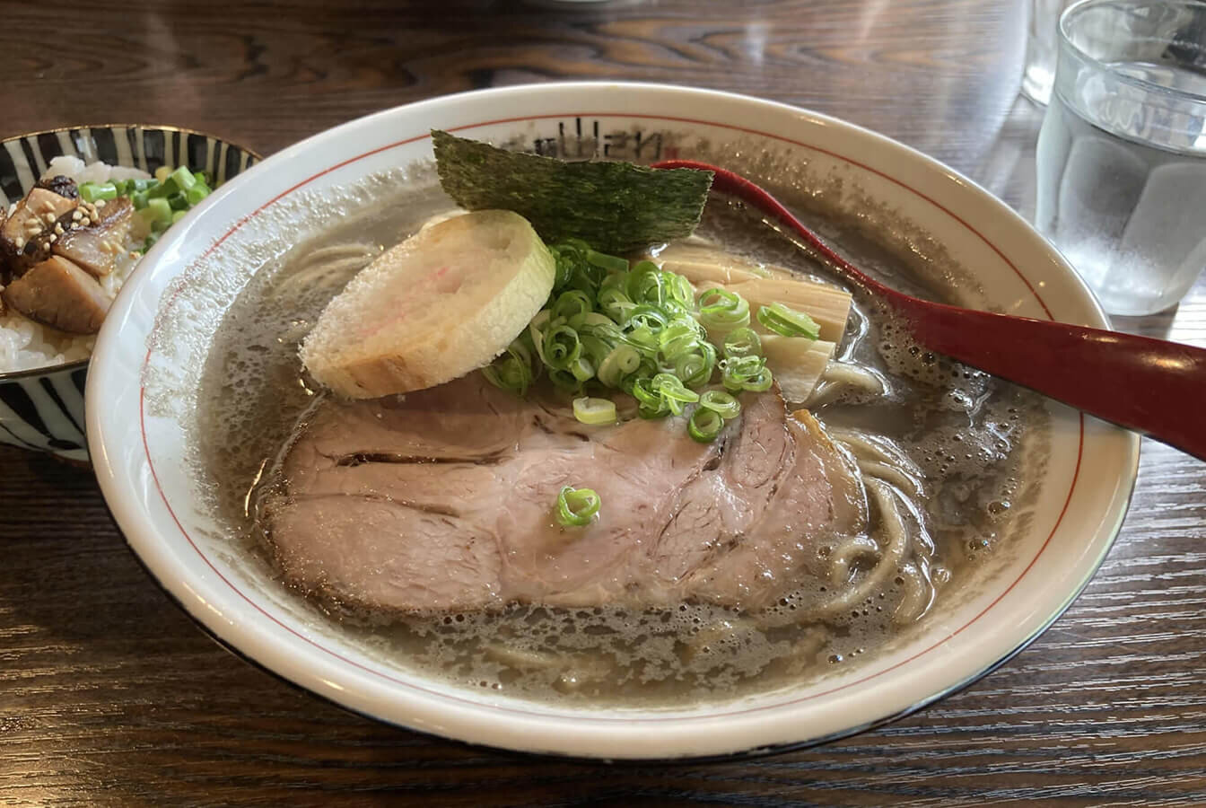 らー麺　山さわ